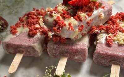 Homemade Strawberry Shortcake Ice Cream Popsicles: Your New Summer Staple!